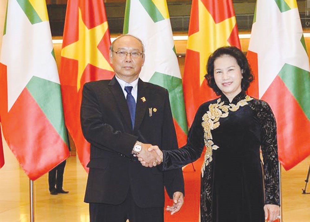 國會主席阮氏金銀接見了緬甸議會上院議長兼國會主席曼溫凱丹。（資料圖：廷南）