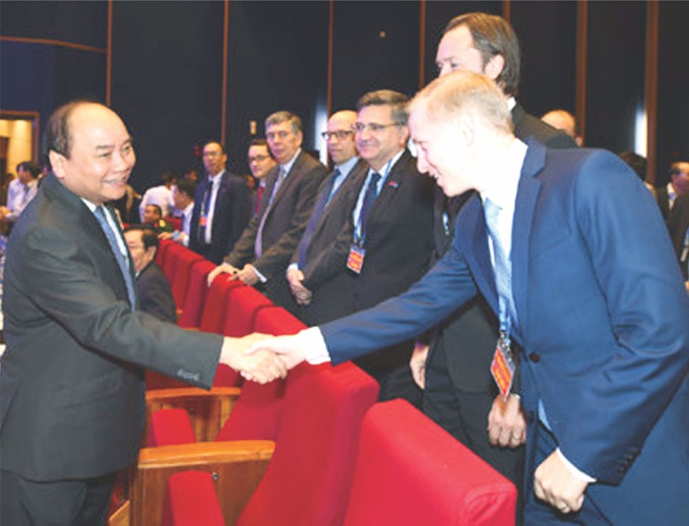 阮春福總理與國內外企業會晤。（圖源：互聯網）