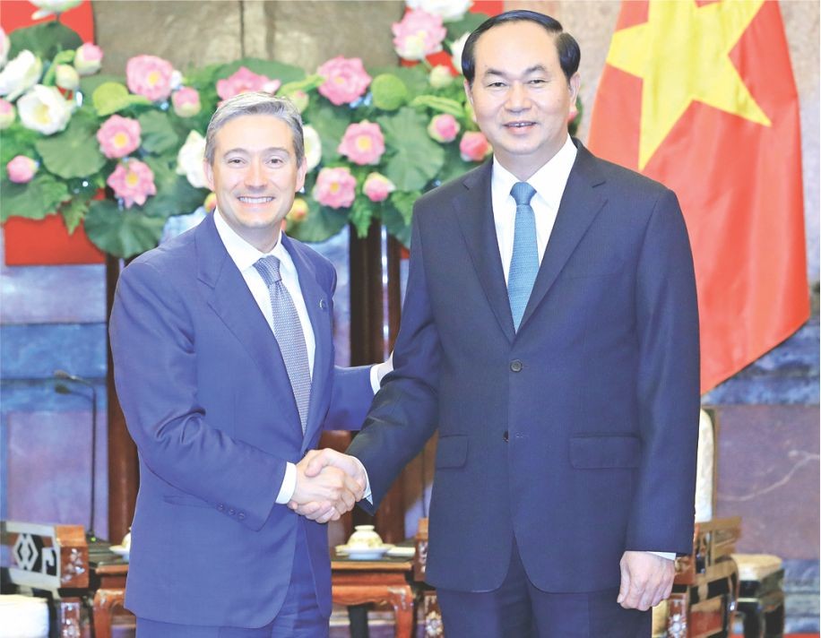 國家主席陳大光接見加拿大國際貿易部長弗朗。