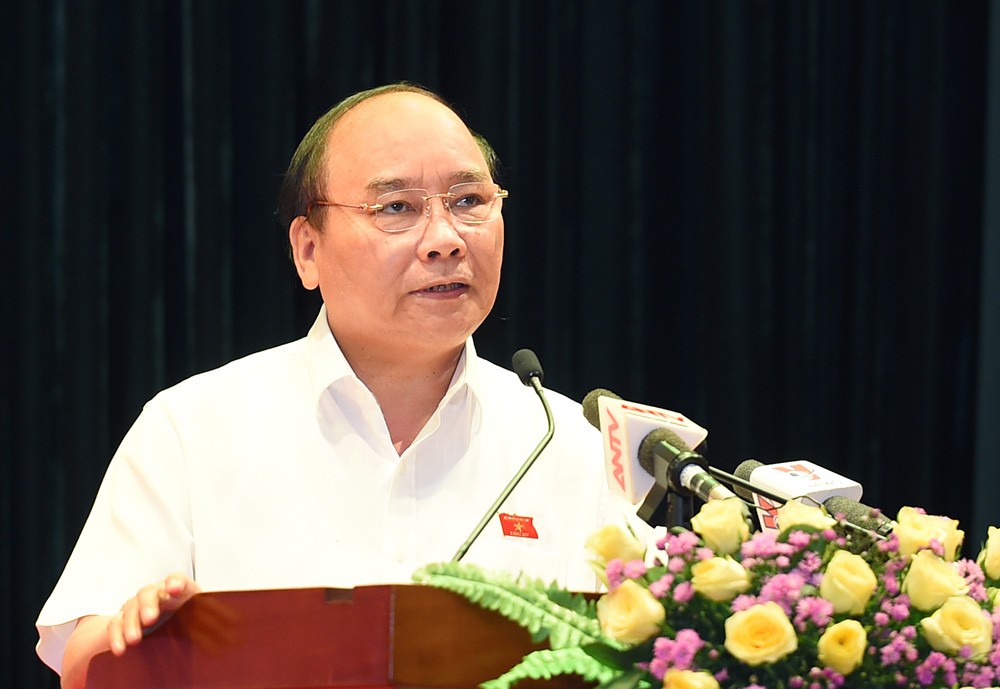 政府總理阮春福在會議上發表講話。（圖源：互聯網）