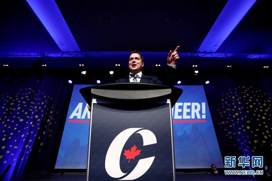 圖為38歲的國會議員安德魯‧希爾在加拿大聯邦保守黨黨魁選舉中。（圖源：新華網）