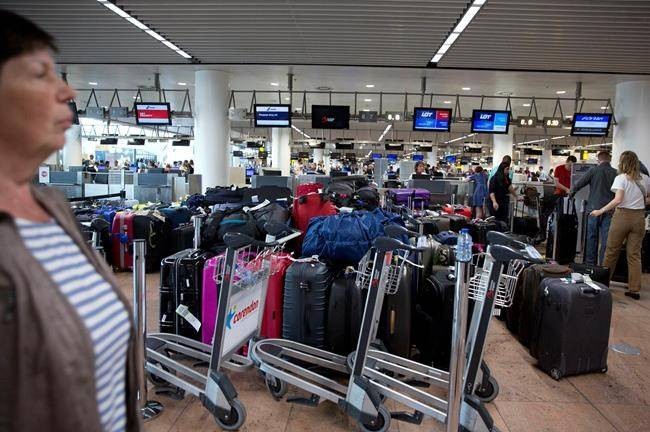 比利時布魯塞爾國際機場出現停電事故，導致機場工作暫停，航班延誤。（互聯網）