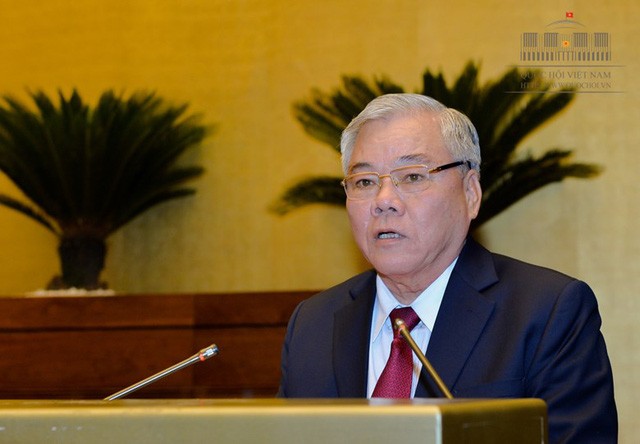 圖為政府總監察長潘文六在會議上發言。（圖源：Quochoi.vn）