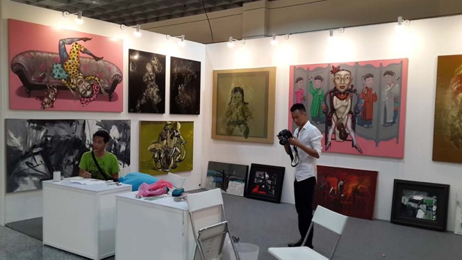 裴清心畫家的畫作2013年參加在香港舉辦的亞洲當代藝術展（Asia Contemporary Art Show）。