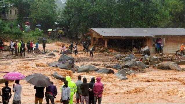 塞拉里昂首都暴雨成災逾 300 人遇難。（圖源：互聯網）