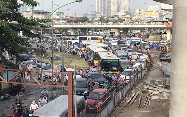 河內市在努力尋找措施緩解交通擁堵。（示意圖源：互聯網）