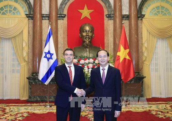 國家主席陳大光接見以色列大使納達夫。（圖源：越通社）