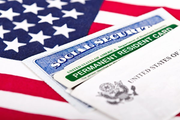 從10月1日起，美國職業移民綠卡申請者除了要提交申請I-485表格外，還會被要求面談。(圖源：Fotolia)