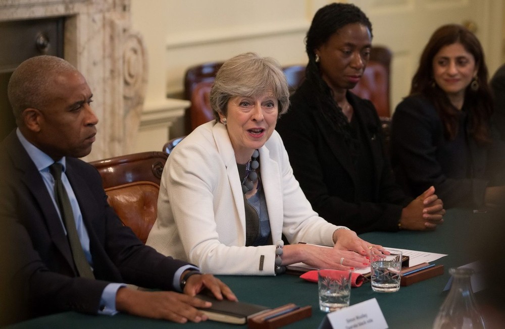 英國首相特蕾莎‧梅在內閣會議上。 （圖源：AFP）