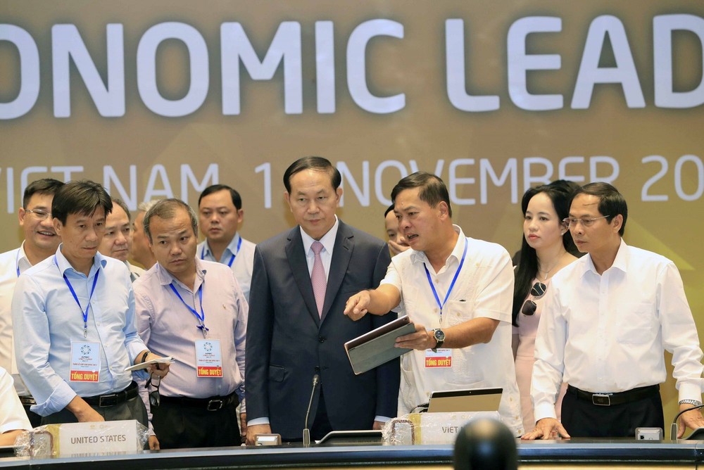 國家主席陳大光(前中)出席2017年亞太經合組織(APEC)峰會週各項活動總排練。（圖源：顏創/越通社）