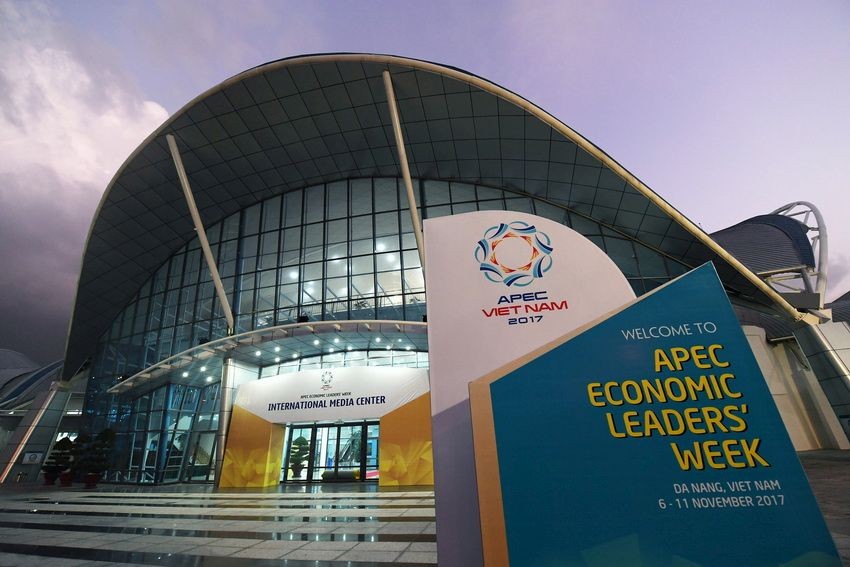 峴港準備就緒喜迎 APEC 賓客。圖為APEC國際媒體中心。（圖源：Zing.vn）