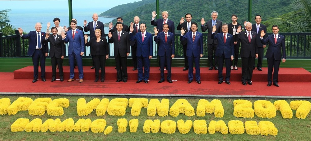 APEC各領導人在峴港合影。（圖源：路透社）