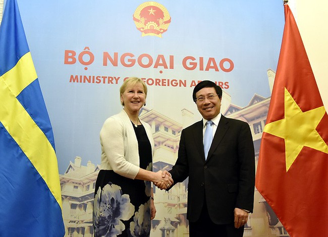 外交部長范平明昨(23)日上午與瑞典外交部長瑪戈特‧瓦爾斯特倫(Margot Wallström)舉行會談。（圖源：VGP）