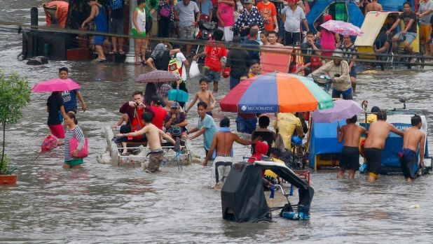 颱風“啟德”侵襲菲致 80 人死或失蹤。（圖源：AP）