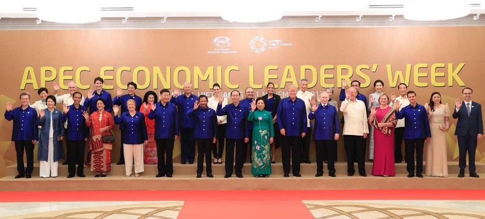 出席2017年APEC 峰會週各經濟體領導人大合照。
