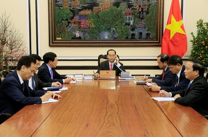 國家主席陳大光與美國唐納德•特朗普進行電話交談。