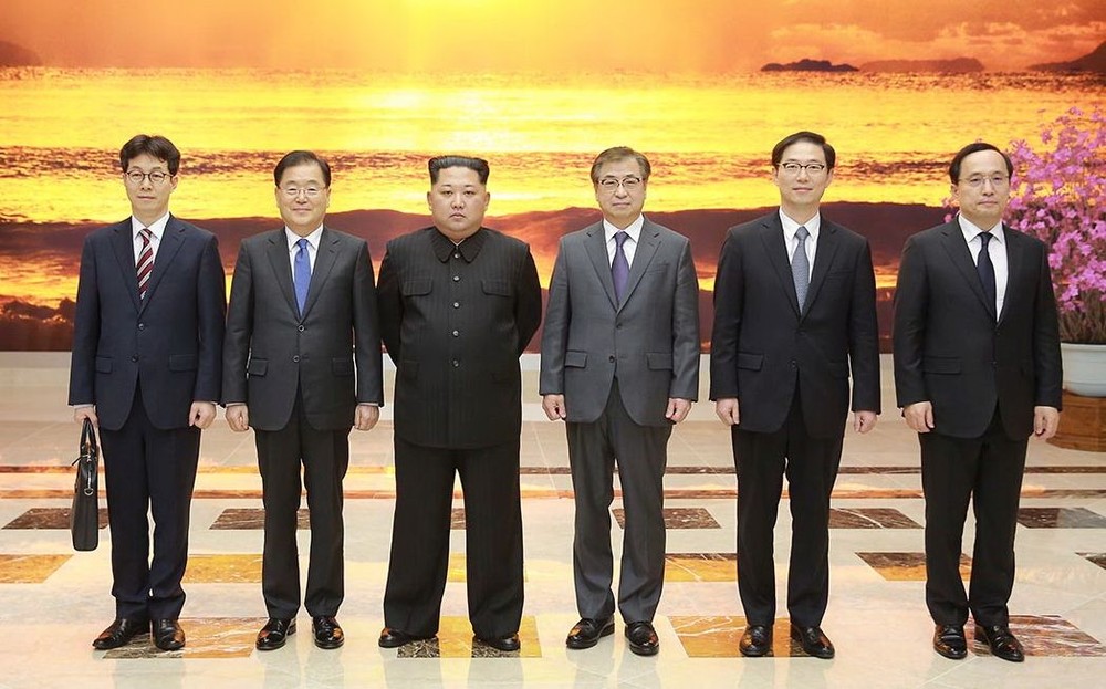 朝鮮領袖金正恩昨(5日)親自接見及設晚宴款待韓國總統文在寅特使團。（圖源：互聯網）