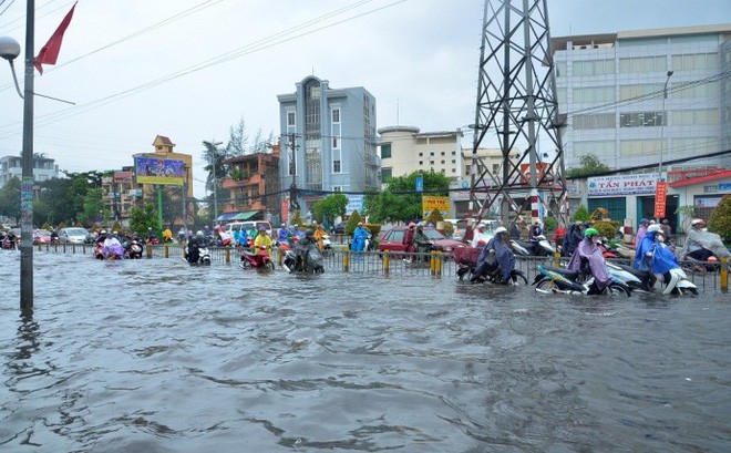 每逢下大雨或潮位高漲時，本市多條街道往往受到嚴重淹水。（示意圖源：互聯網）