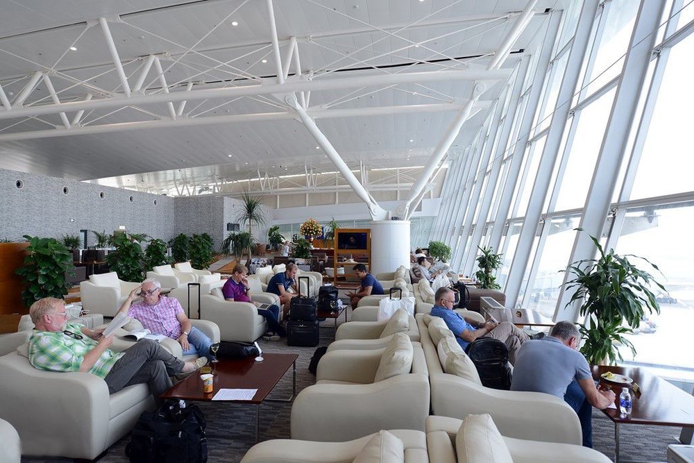 內牌躋身全球百大機場排行榜。圖為內牌機場國際航線候機室一瞥。（圖源：Zing）