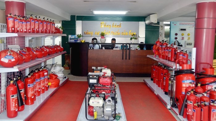 民眾應前往信譽良好的商店購置達標的消防器材及獲得詳細使用指引。