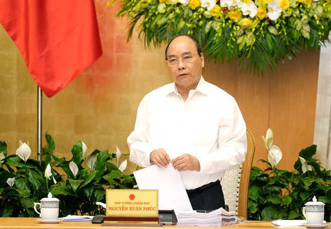 阮春福總理在政府3月份例會上發表講話。（圖源：光孝）