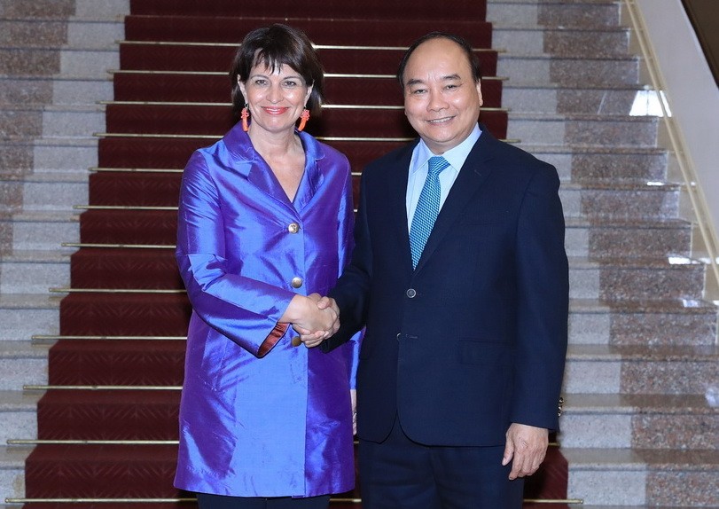 政府總理阮春福接見洛伊特哈德部長。（圖源：統一）