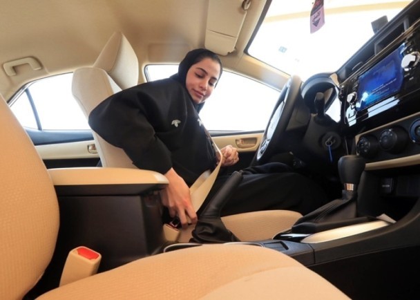 沙特即將解禁女性駕駛權。（圖源：互聯網）