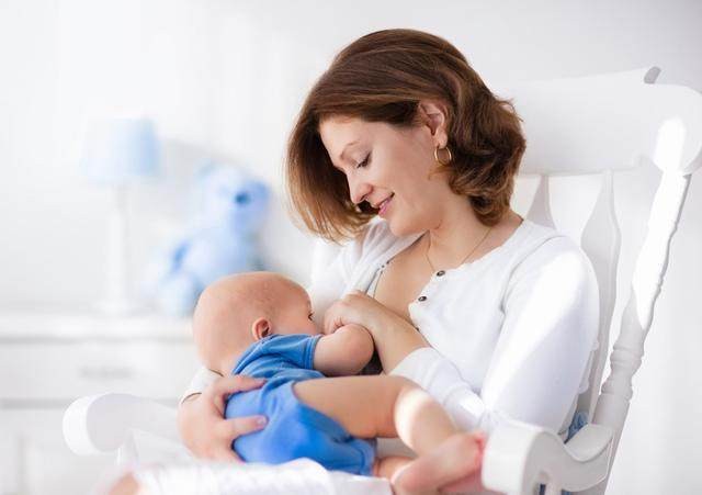 母乳有助嬰兒提高抵抗力。（示意圖源：互聯網）