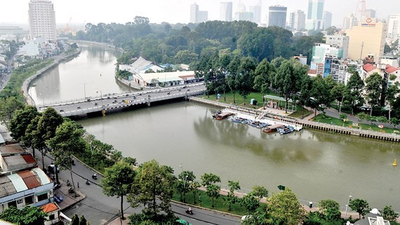 饒祿-氏藝河的水質獲嚴格監測。