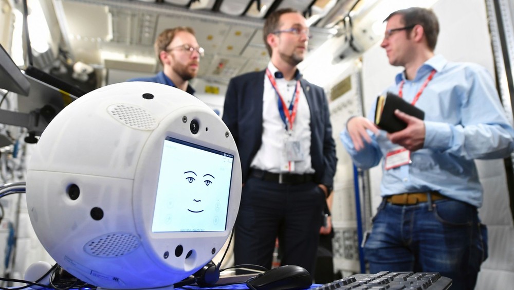 機器人將首次與太空人互動。（圖源：AP）