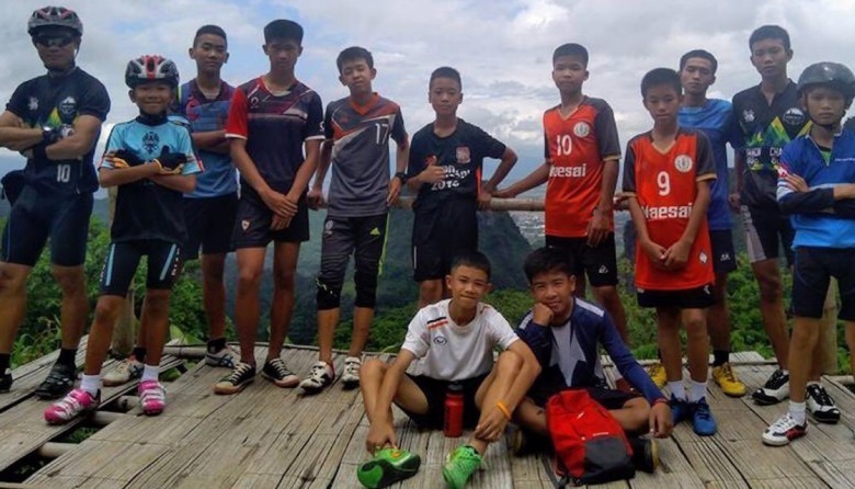 泰國少年足隊成員的集體照片。（圖源：互聯網）