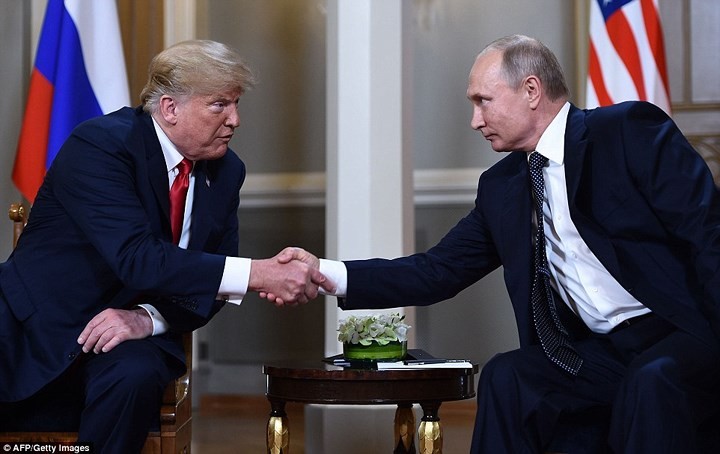 當地時間7月16日，美國總統特朗普與俄羅斯總統普京在芬蘭赫爾辛基舉行會晤。（圖源：AFP/Getty Images）