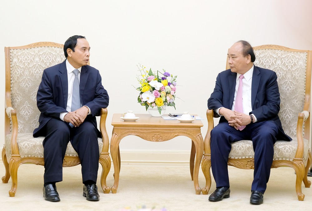 政府總理阮春福接見老撾政府副總理本通‧吉馬尼。（圖源：光孝）