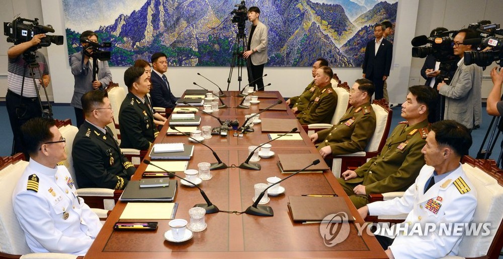 韓朝雙方率團出席第九次韓朝將軍級會談。（圖源：韓聯社）