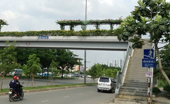 圖為本市某一座步行橋。（圖源：互聯網）