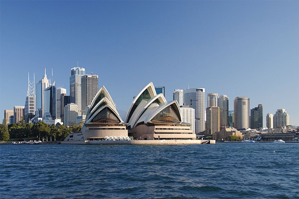 澳擬要求新移民前 ５ 年不能定居悉尼和墨爾本。圖為澳洲悉尼一瞥。（圖源：Mfield / Wikipedia）