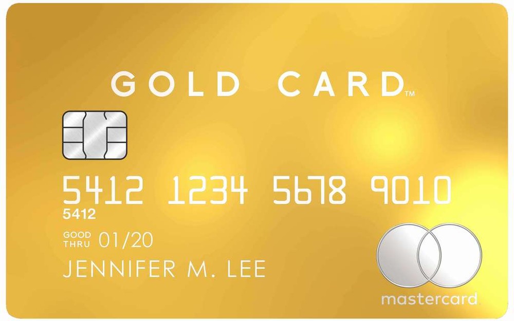 這款信用卡極可能由18K黃金製作，造價達3000英鎊。（圖源：互聯網）