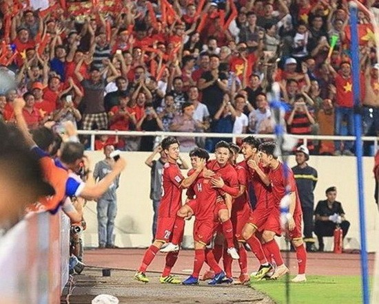 越南球隊慶祝進球。（圖源：互聯網）