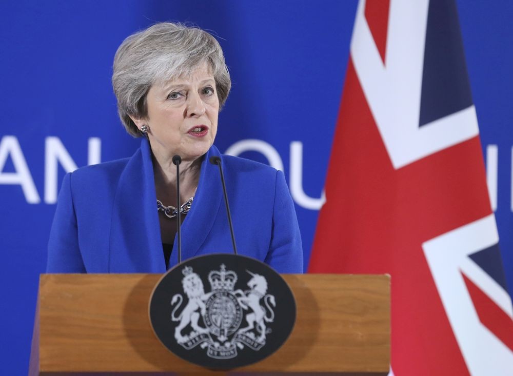 11月25日，在比利時布魯塞爾，英國首相特雷莎·梅在歐盟特別峰會後出席新聞發布會。 （圖源：新華社）
