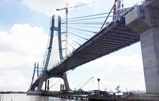 新鋼樑施工中的環貢橋一瞥。（圖源：九龍）