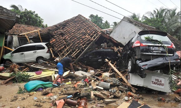 印尼萬丹發生海嘯 已造成近千人傷亡。（圖源：互聯網）