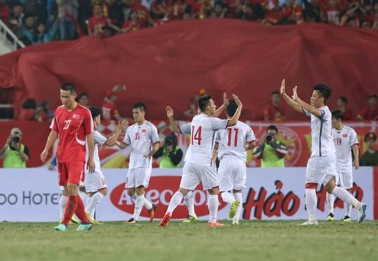 越南隊慶祝進球。