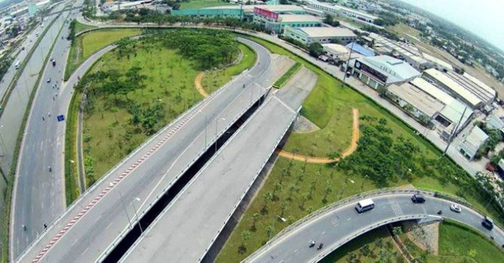 在本市-忠良高速加建兩交通樞紐。（圖源：黃河）