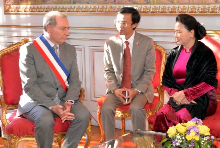 國會主席阮氏金銀接見法國圖盧茲市市長。（圖源：越通社）