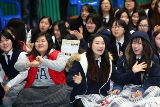 韓國高中生。（圖源：互聯網）