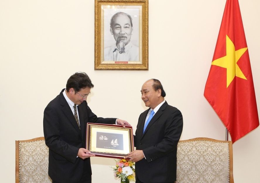 政府總理阮春福接見日本環保專家。（圖源：越通社）
