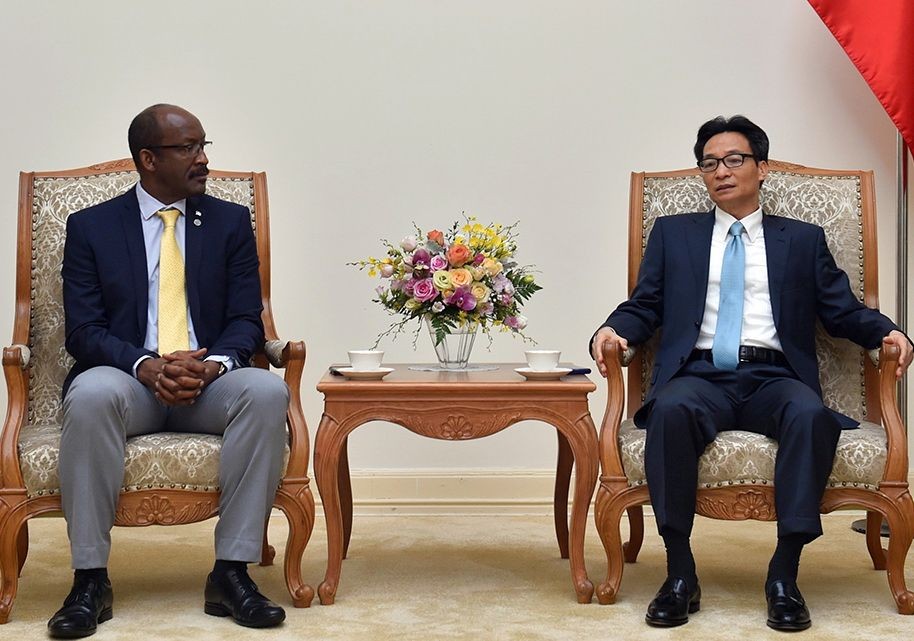 政府副總理武德膽(右)接見塞舌耳副總統文森特‧梅里頓。（圖源：日北）