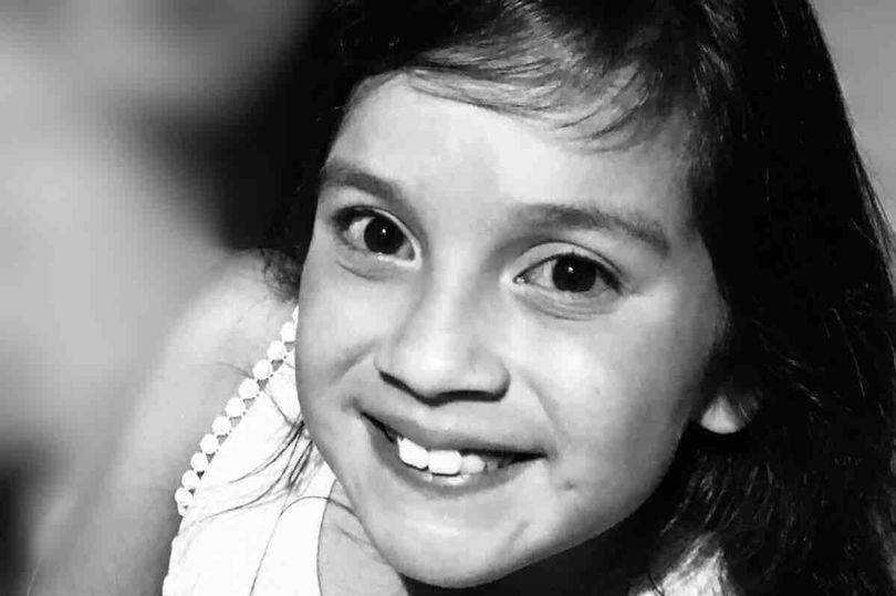 美國一名11歲的女童丹妮絲在刷牙時，竟突然引發過敏症狀，儘管家人呼叫救護車送醫，仍不幸身亡。（圖源：互聯網）