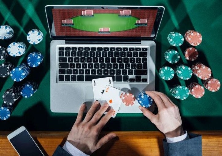 Fxx88.com網站賭博款項總額約30萬億元，比Rikvip/Tip.Club賭牌遊戲賭博團夥交易量高3倍。（示意圖源：互聯網）