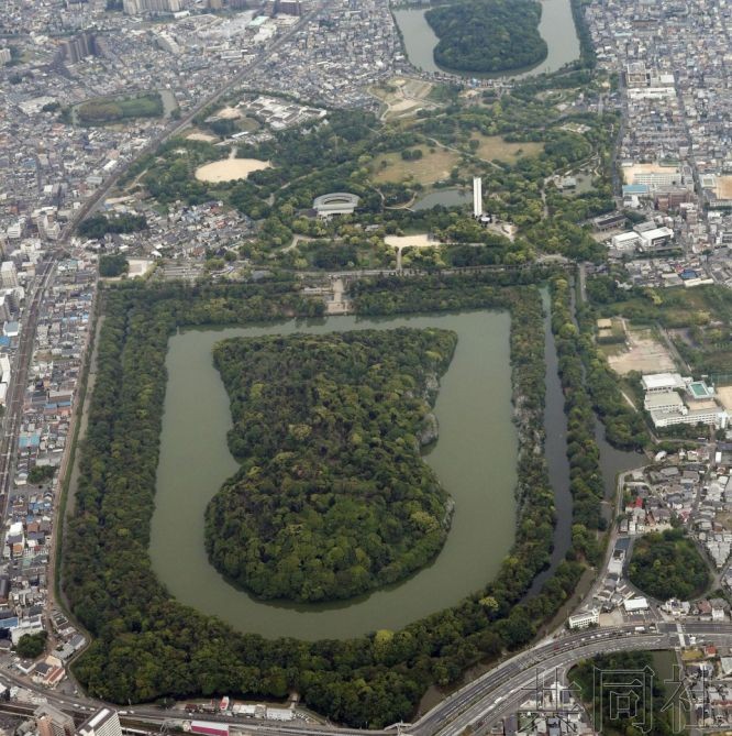 日本“仁德天皇陵”空照圖。（圖源：共同社）